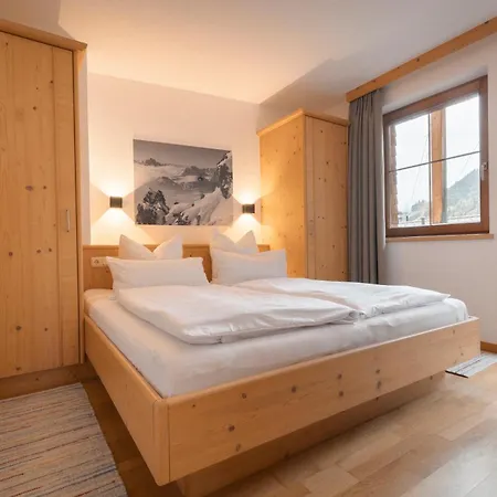 Apartments Sarlo Sankt Anton am Arlberg Exterior photo