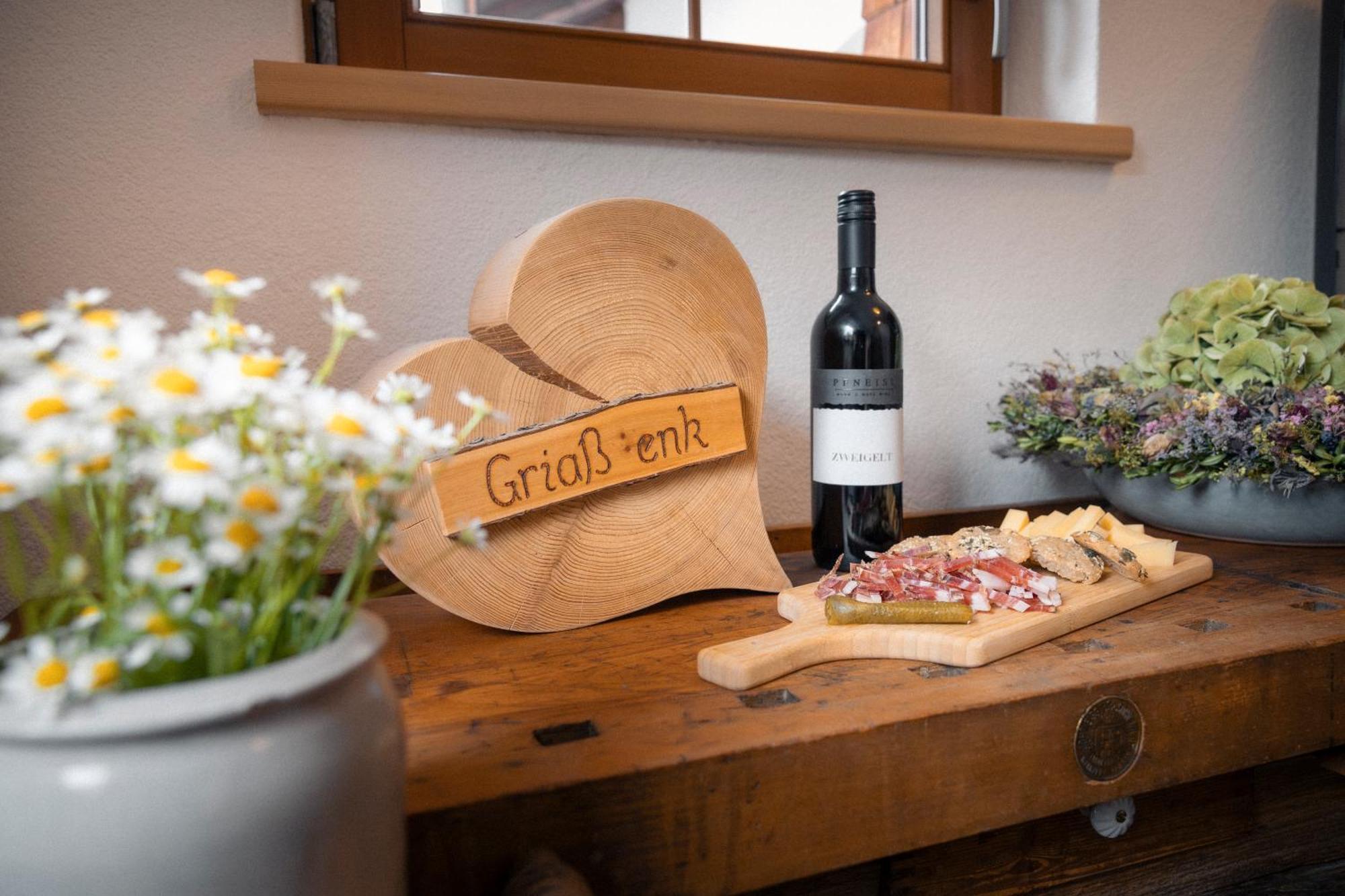 Sarlo Apartment